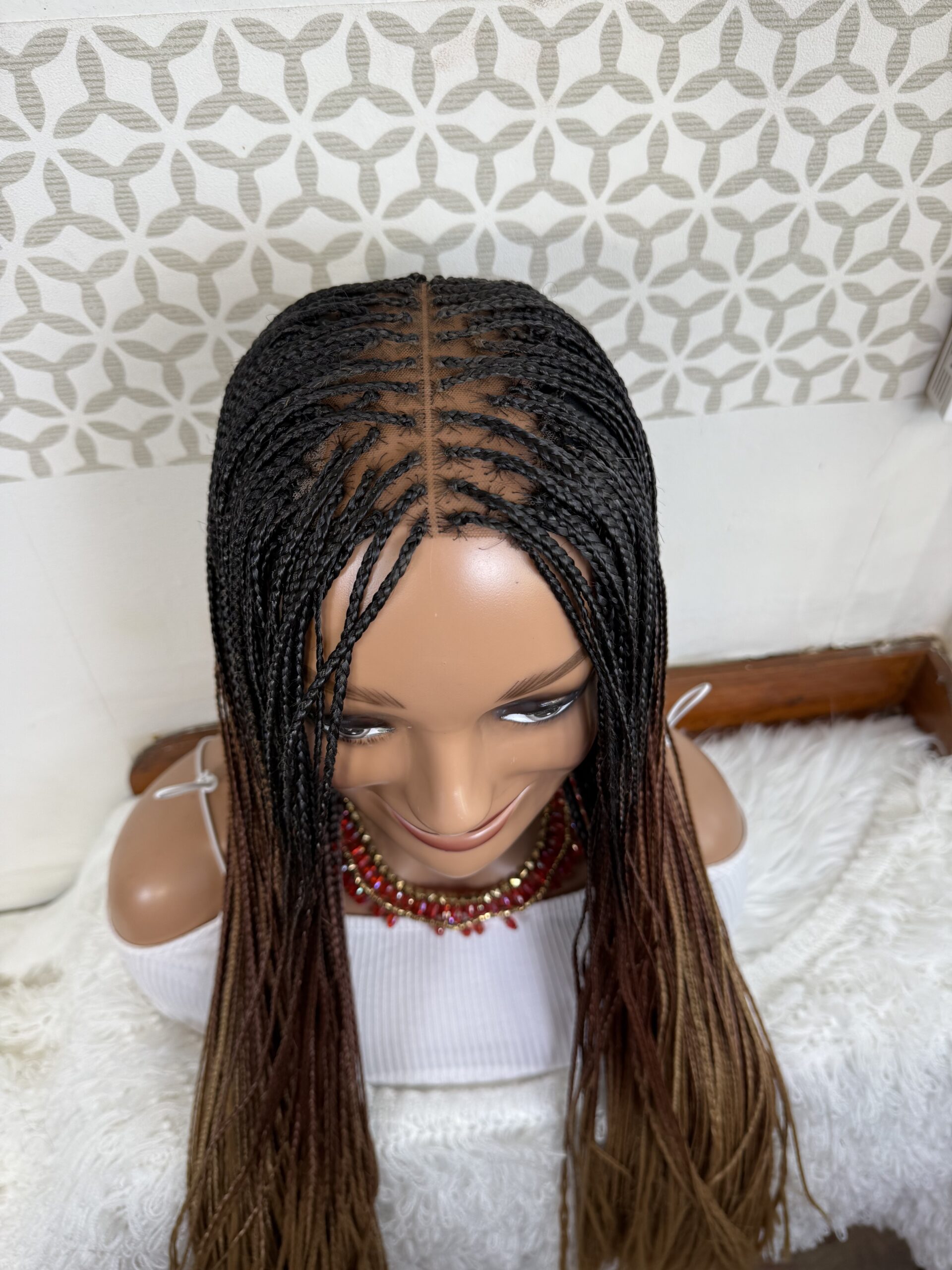Lizzy 3 toned tiny braid, 34 inches